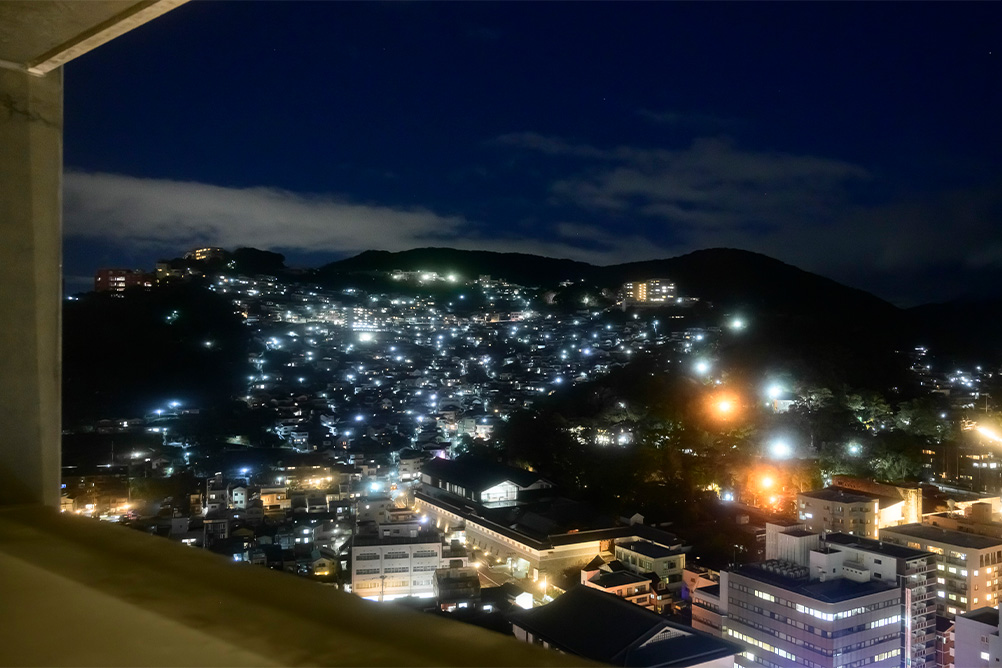 Nagasaki City Hall Observation Deck on the 19th Floor (Night View Spot) slider3